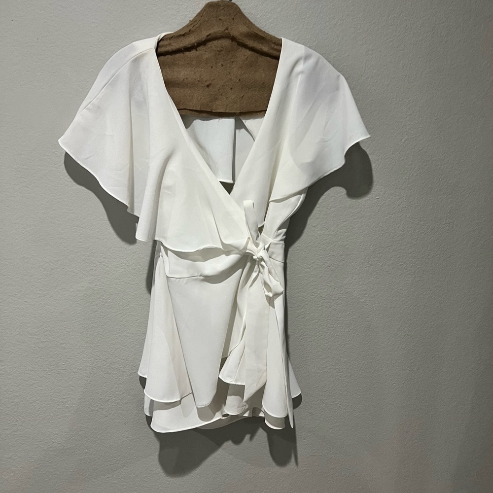 Lulu’s white Romper